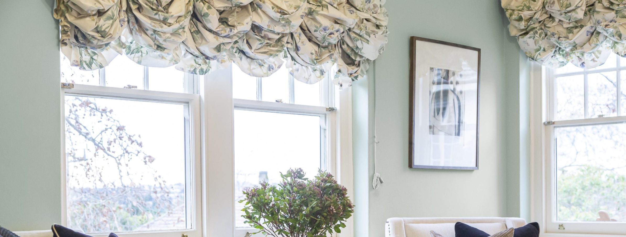 Why Window Valances Are Still in Style